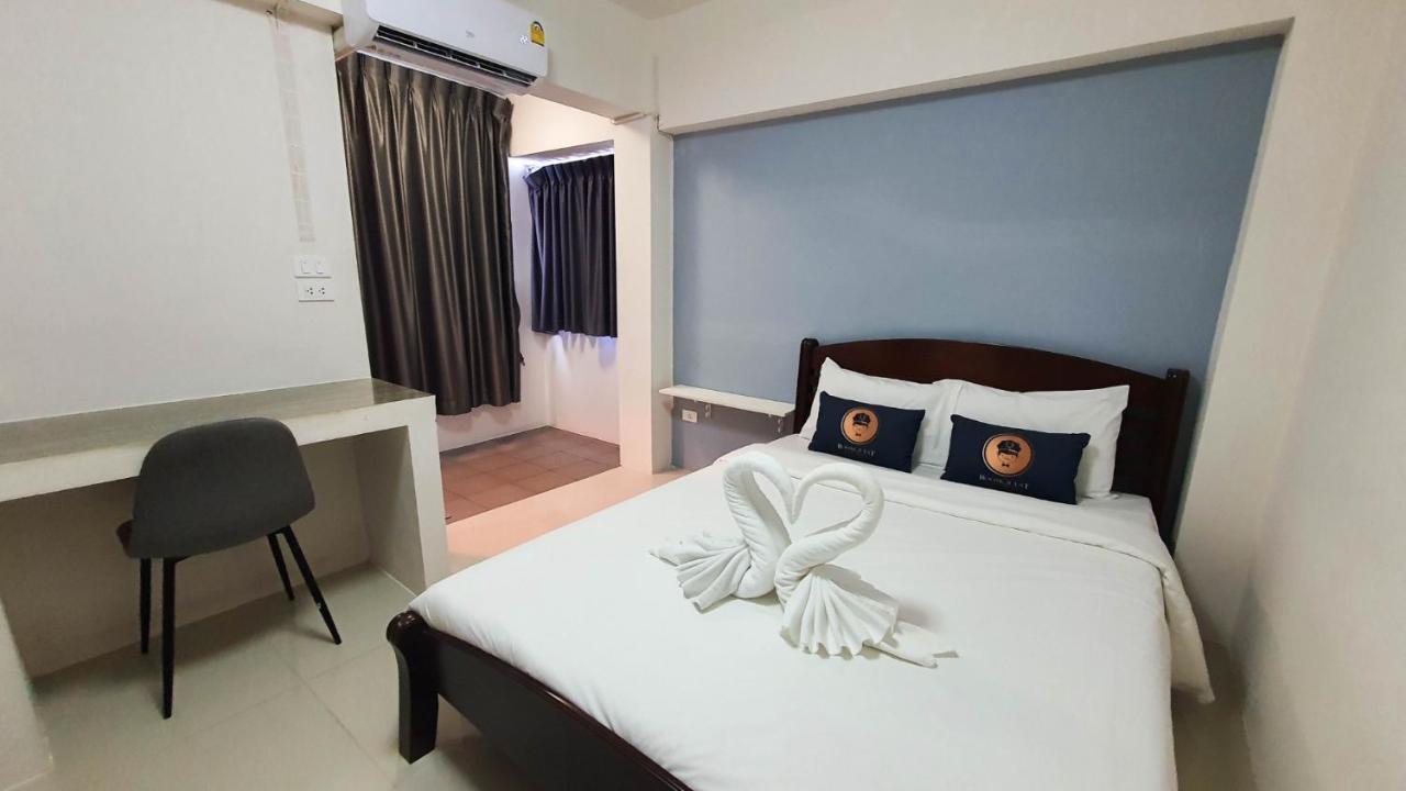 Roomquest Suvarnabhumi Ladkrabang 42 방콕 외부 사진