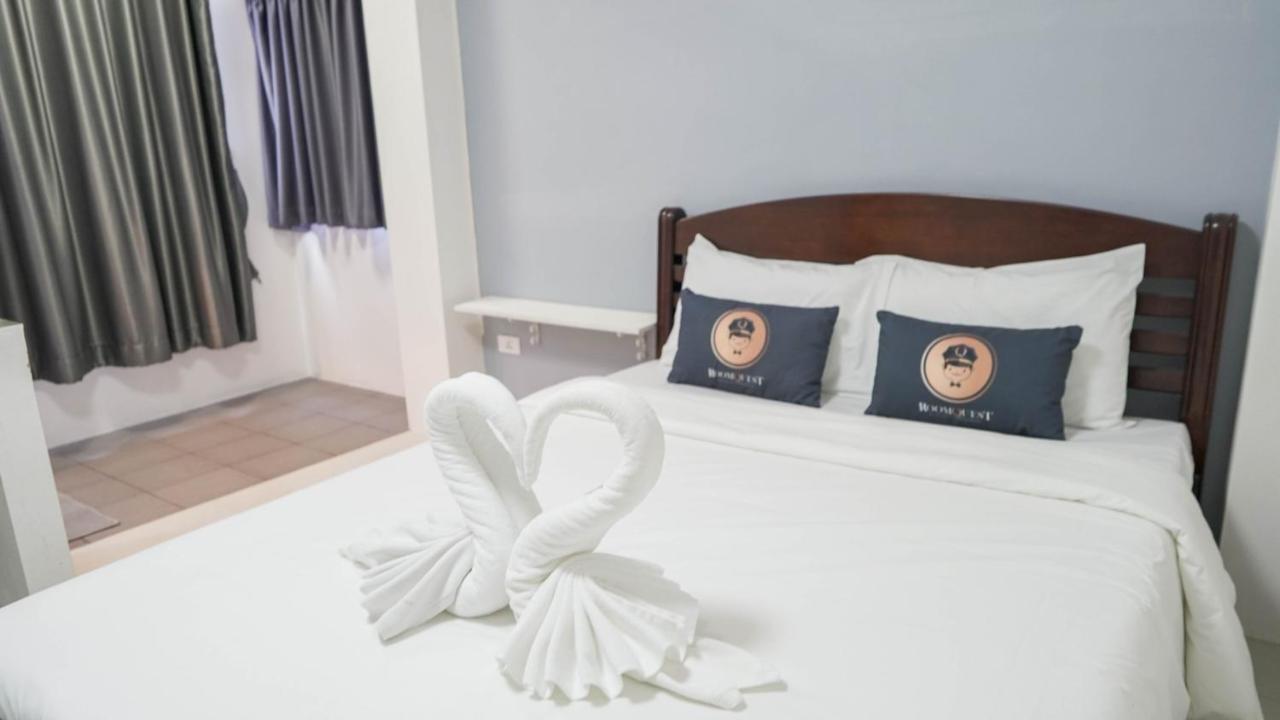 Roomquest Suvarnabhumi Ladkrabang 42 방콕 외부 사진